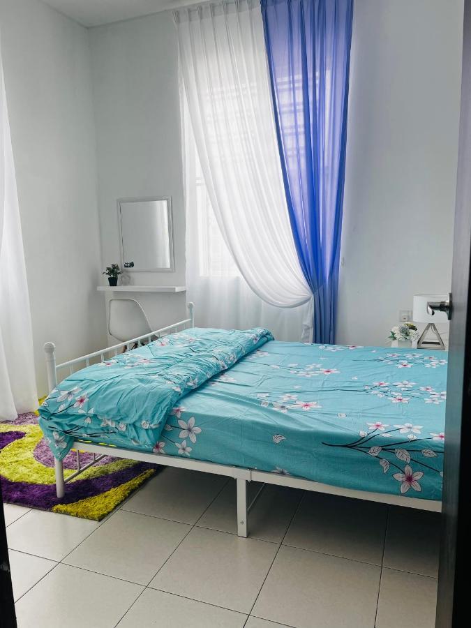 Villa Pool Kepala Batas Kampong Hilir  Zewnętrze zdjęcie