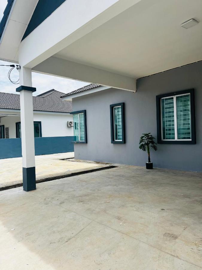 Villa Pool Kepala Batas Kampong Hilir  Zewnętrze zdjęcie